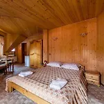 Hotel ольга Tatariv